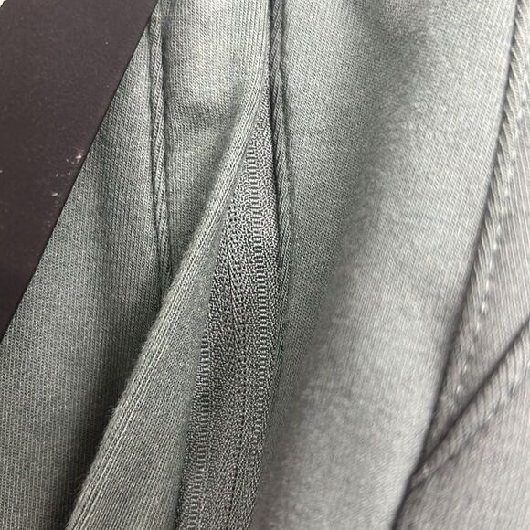 Alphalete concrete GrayEssential Core Jogger pants size Medium NWT - Picture 6 of 13